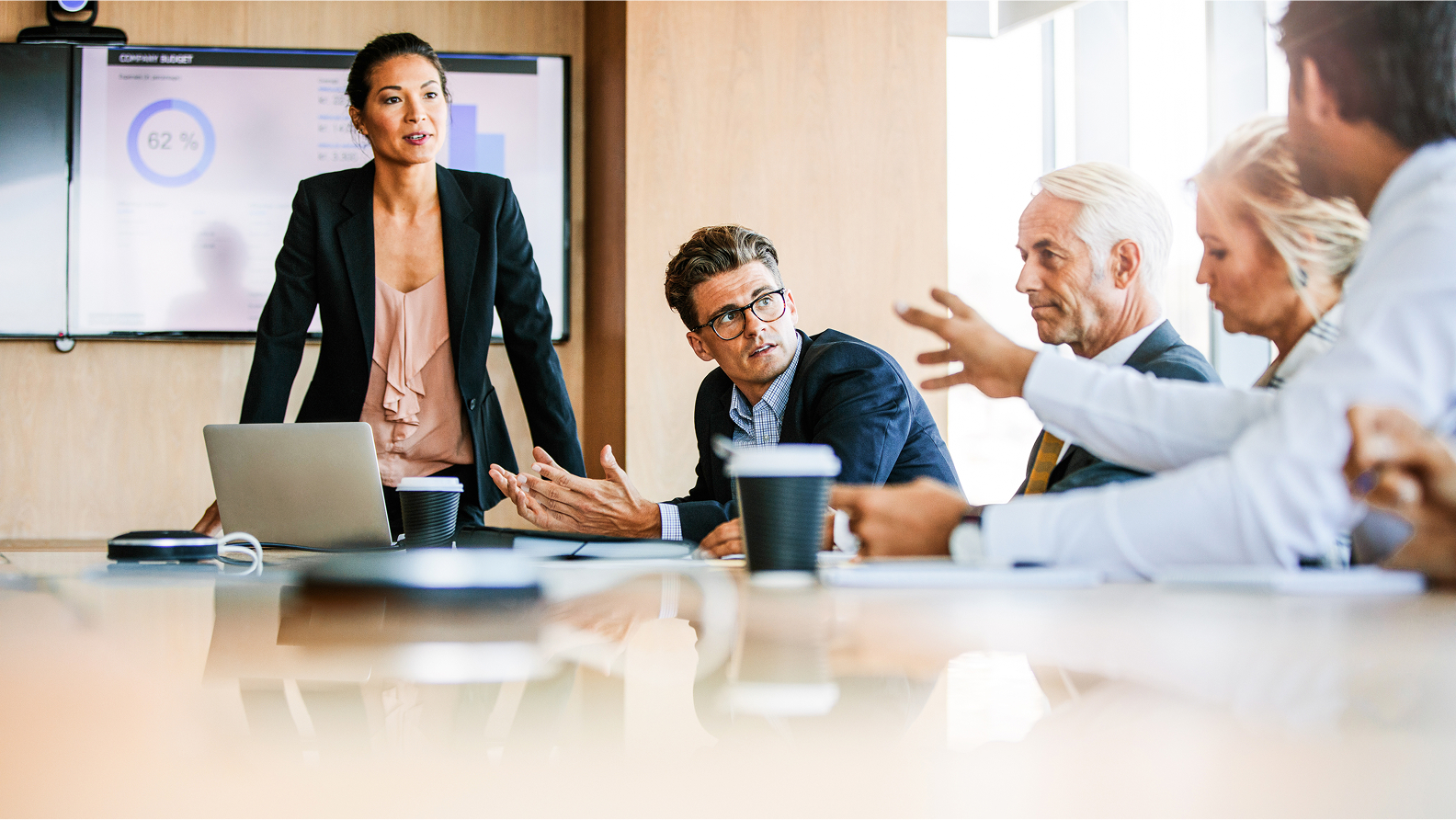 Brief Executives & Boards with Curated Intelligence